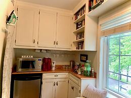 Matisse Bed & Breakfast