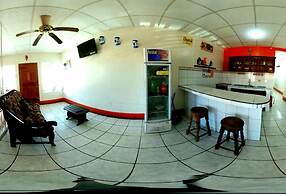 Hostal Brisas y Olas - Hostel