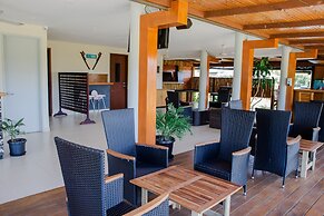 Seatiki Resort Fiji On the Coast