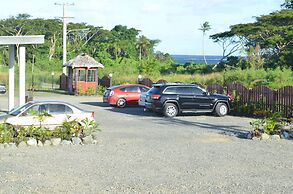 Seatiki Resort Fiji On the Coast