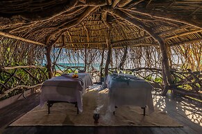 Kanan Tulum Hotel & Spa Adults Only Playground
