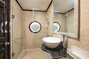 Halong Fantasea Cruise