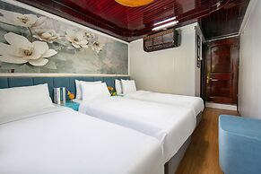 Halong Fantasea Cruise