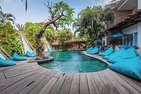 The Green Room Seminyak - Hostel
