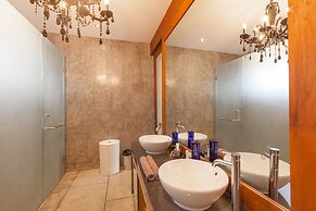 AB Villa & Apartments