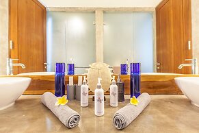 AB Villa & Apartments