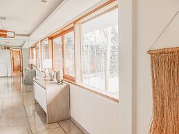 AB Villa & Apartments