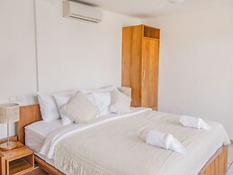 AB Villa & Apartments