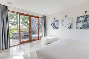 AB Villa & Apartments