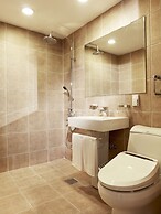 Tongyeong Geobukseon Hotel