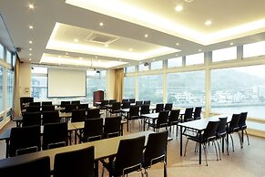 Tongyeong Geobukseon Hotel