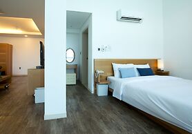 Tongyeong Geobukseon Hotel