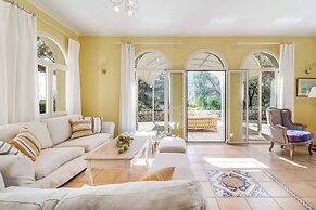 Villa Elpida