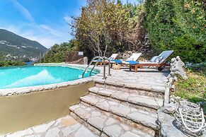 Villa Elpida