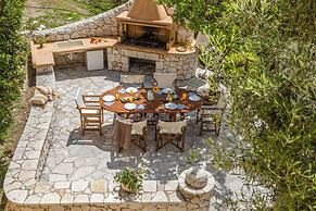 Villa Elpida