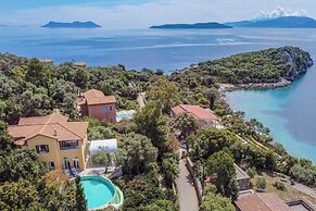 Villa Elpida