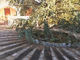 Dépendance in Villa Karmel