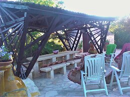 Dépendance in Villa Karmel