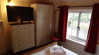 The New Forest Inn