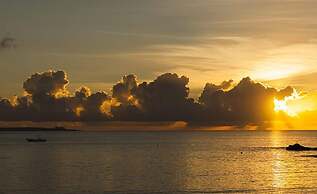 Wires Hotel Onna Clipper Okinawa Base