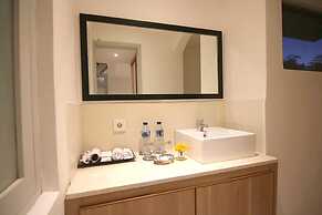 Anza d'Dimmel Jimbaran