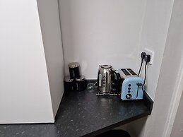 Birtley's Amethyst, 3 Bedroom Apt ,sleeps 6 Guest