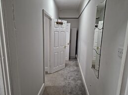 Birtley's Amethyst, 3 Bedroom Apt ,sleeps 6 Guest