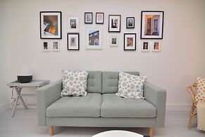 MACARENA WHARF Apartments