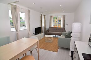 MACARENA WHARF Apartments