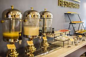 IBIZA Riverfront Da Nang Hotel Powered by ASTON