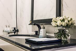 IBIZA Riverfront Da Nang Hotel Powered by ASTON