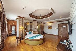 IBIZA Riverfront Da Nang Hotel Powered by ASTON