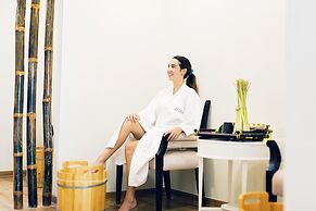 IBIZA Riverfront Da Nang Hotel Powered by ASTON