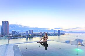 IBIZA Riverfront Da Nang Hotel Powered by ASTON