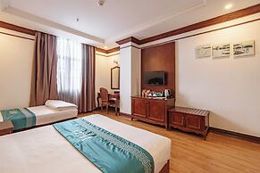 IBIZA Riverfront Da Nang Hotel Powered by ASTON