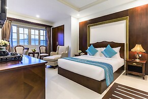 IBIZA Riverfront Da Nang Hotel Powered by ASTON