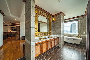 IBIZA Riverfront Da Nang Hotel Powered by ASTON