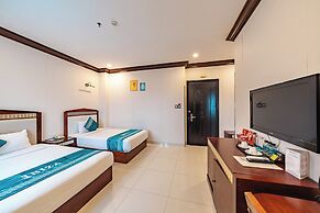 IBIZA Riverfront Da Nang Hotel Powered by ASTON