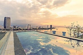 IBIZA Riverfront Da Nang Hotel Powered by ASTON