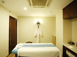 IBIZA Riverfront Da Nang Hotel Powered by ASTON