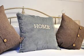 Apple Tree Guest House