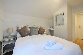 Apple Tree Guest House