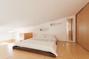 Kalsa miniLoft by Wonderful Italy