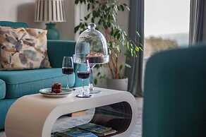 Sea View Ultimate Boutique Escape!