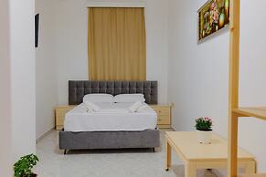 Apartments and Rooms Armanda