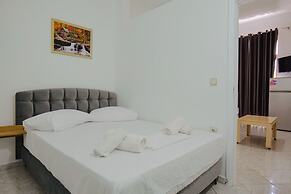 Apartments and Rooms Armanda