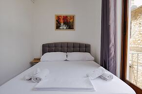 Apartments and Rooms Armanda