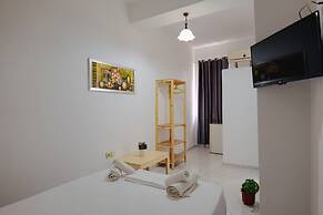 Apartments and Rooms Armanda