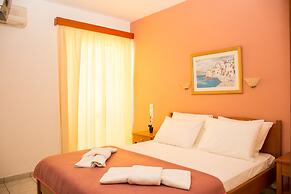 Villa Aphrodite Hotel Apartments Studios by Estia