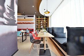 Ibis Lanzhou Customs House Hotel